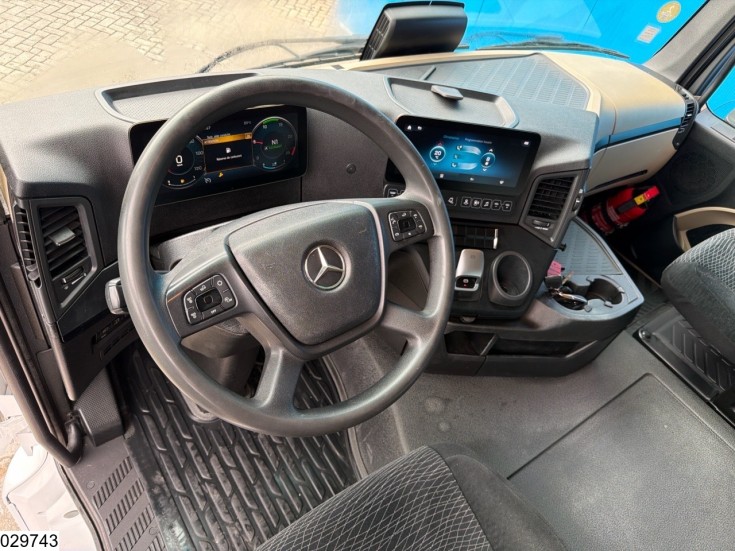 Mercedes Actros 1845