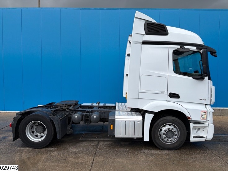 Mercedes Actros 1845