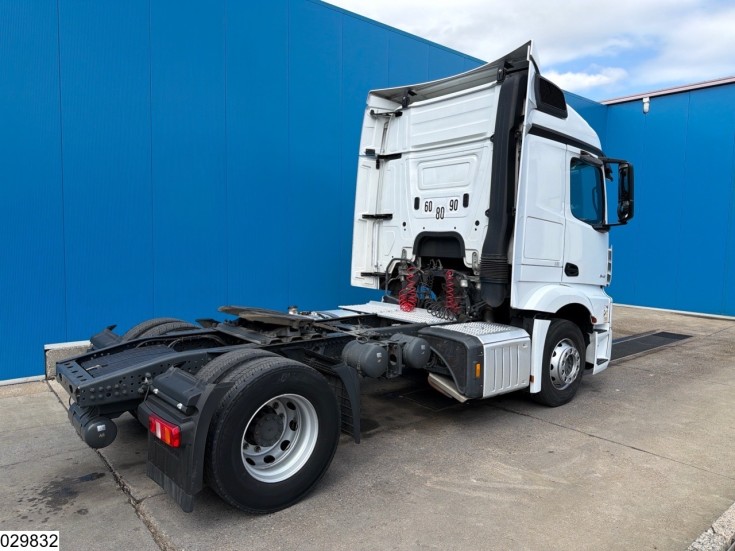 Mercedes Actros 1845