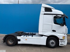 Mercedes Actros 1845
