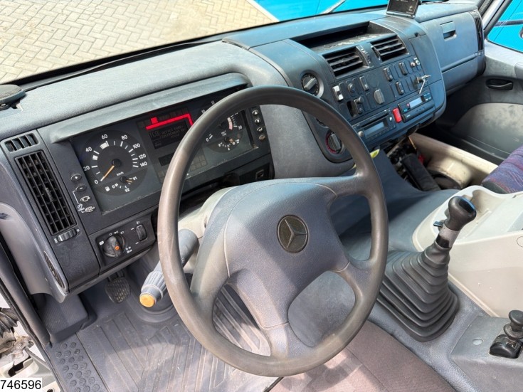 Mercedes Atego 1828