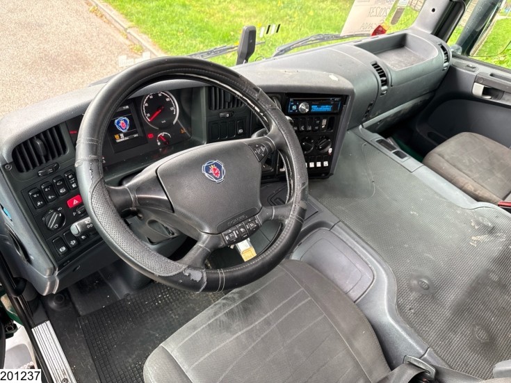 Scania P 450