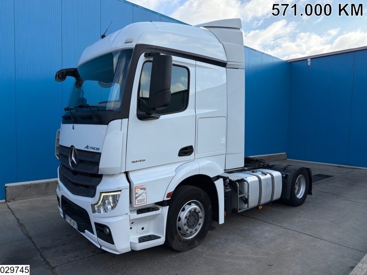 Mercedes Actros 1845
