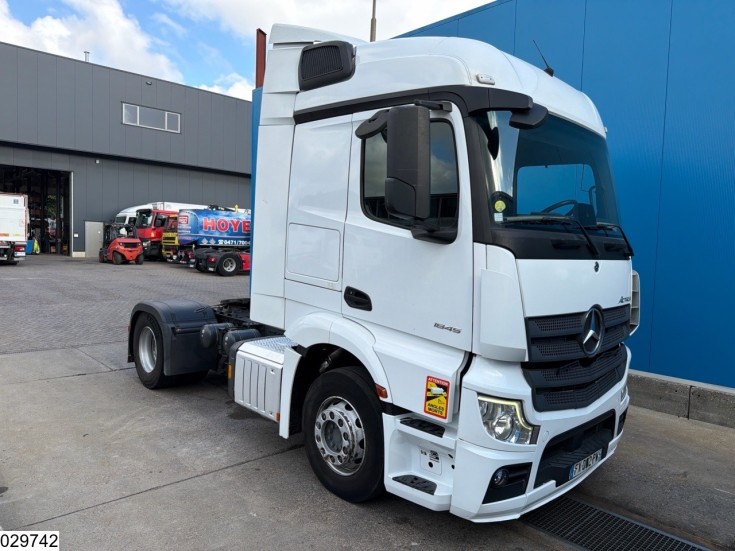 Mercedes Actros 1845