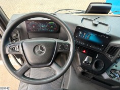 Mercedes Actros 1845