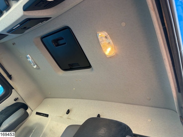 Mercedes Actros 2543