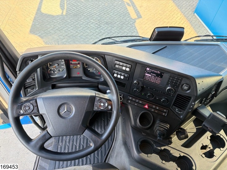 Mercedes Actros 2543