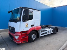Mercedes Actros 1843