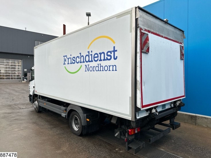 Mercedes Atego 1221