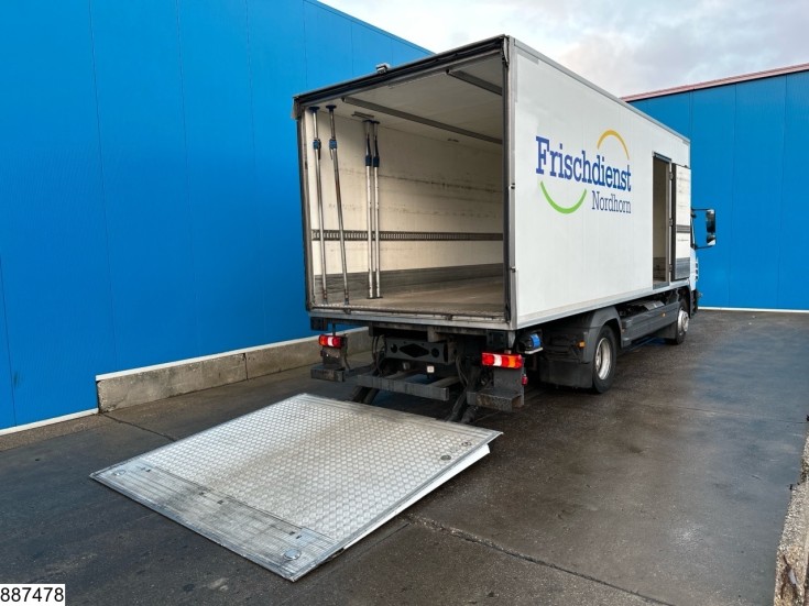 Mercedes Atego 1221