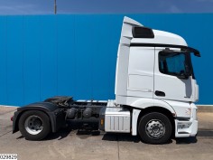 Mercedes Actros 1845