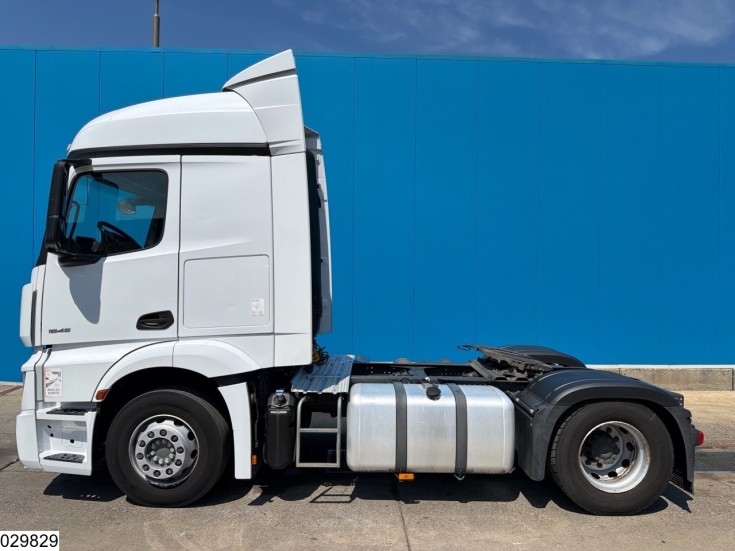 Mercedes Actros 1845