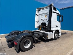 Mercedes Actros 1845