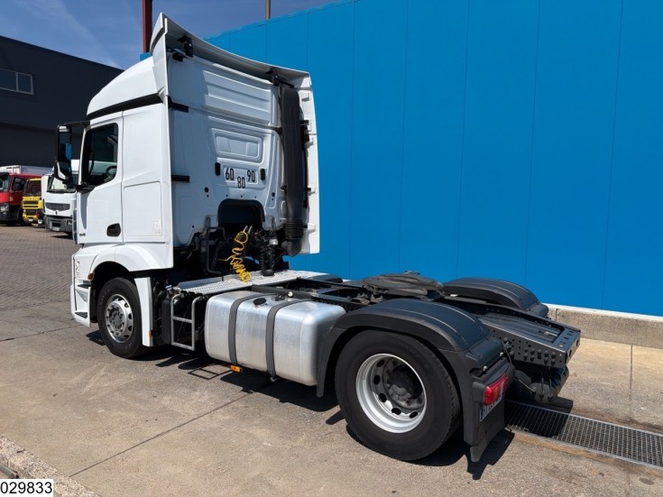 Mercedes Actros 1845