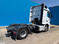 Mercedes Actros 1845