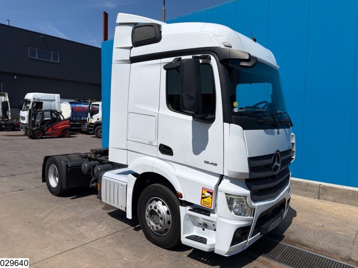 Mercedes Actros 1845