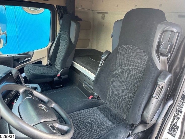 Mercedes Actros 1845