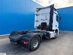 Mercedes Actros 1845