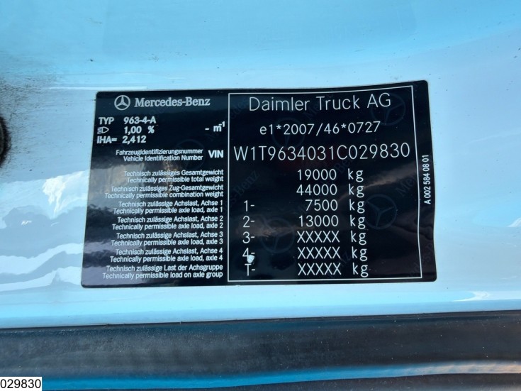 Mercedes Actros 1845