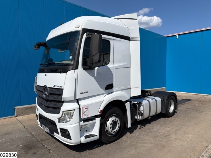 Mercedes Actros 1845