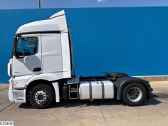 Mercedes Actros 1845