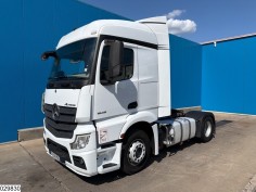 Mercedes Actros 1845