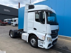 Mercedes Actros 1845