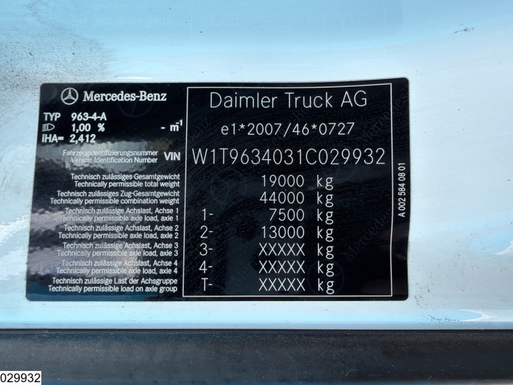 Mercedes Actros 1845