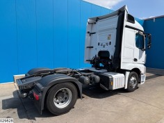 Mercedes Actros 1845