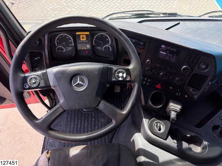 Mercedes Arocs 3243