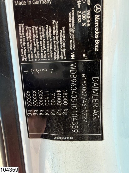 Mercedes Actros 1843