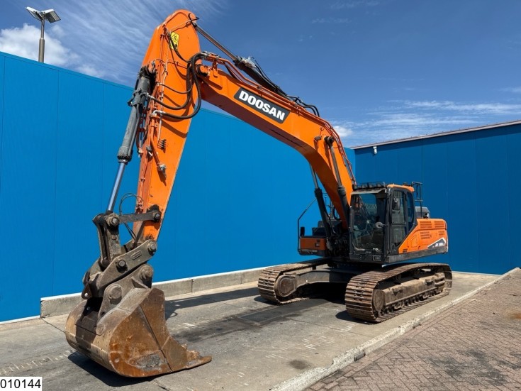 Doosan DX300LC-7