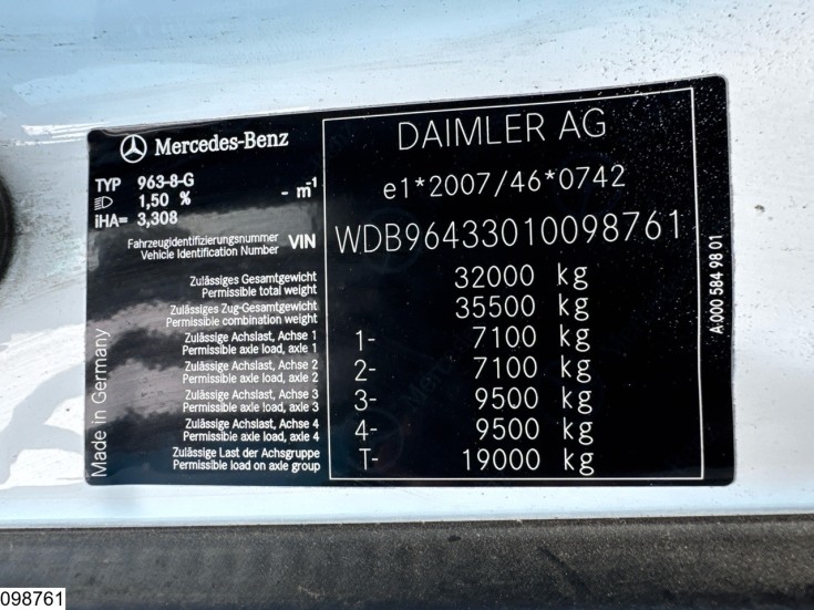 Mercedes Arocs 3236