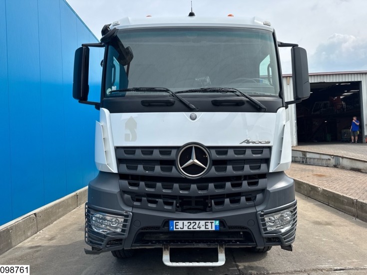 Mercedes Arocs 3236