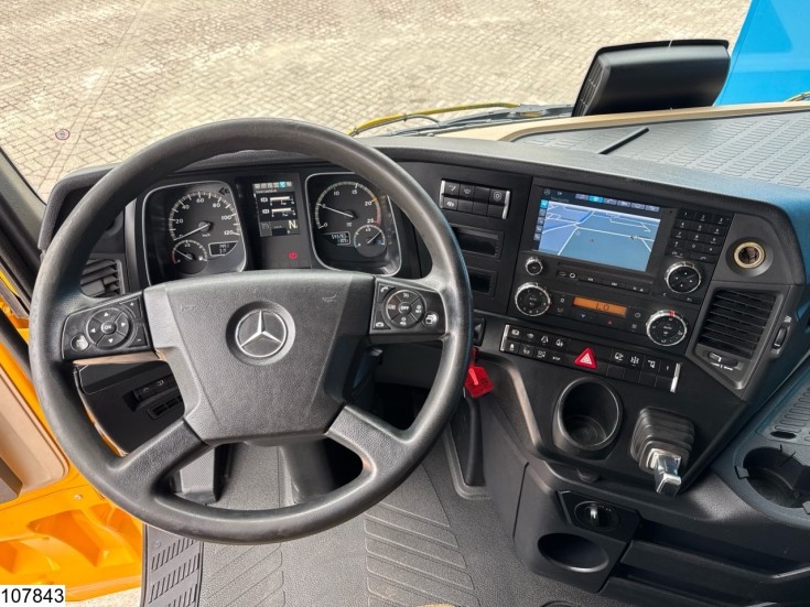Mercedes Actros 3363