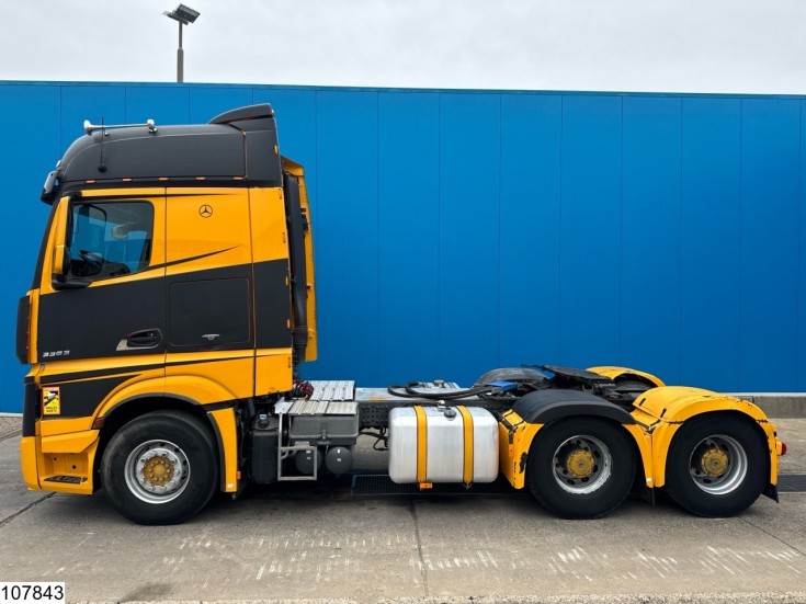 Mercedes Actros 3363
