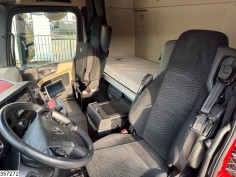 Mercedes Actros 2551