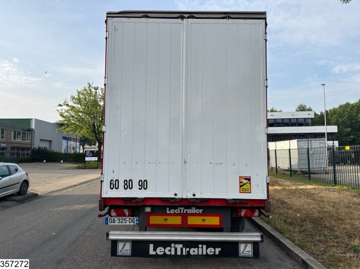 Mercedes Actros 2551