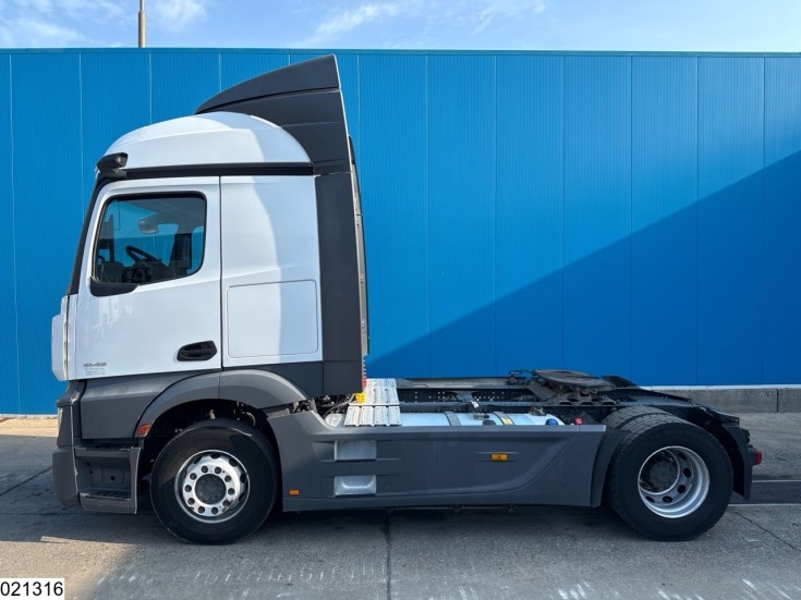 Mercedes Actros 1845