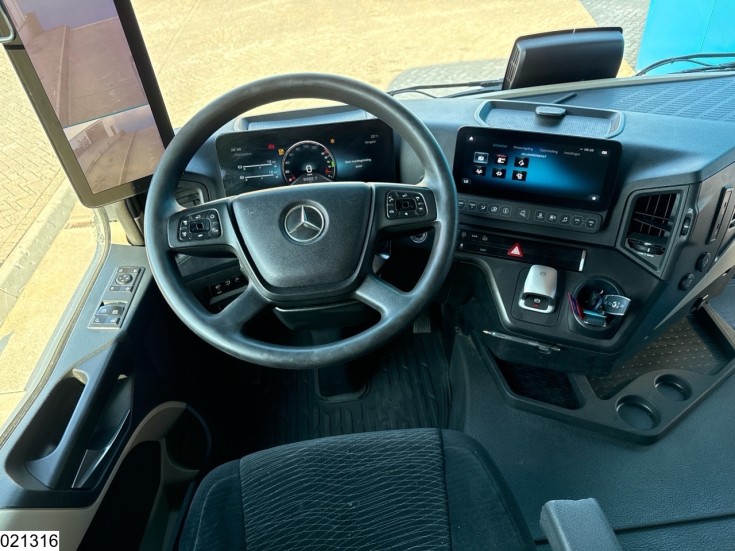 Mercedes Actros 1845