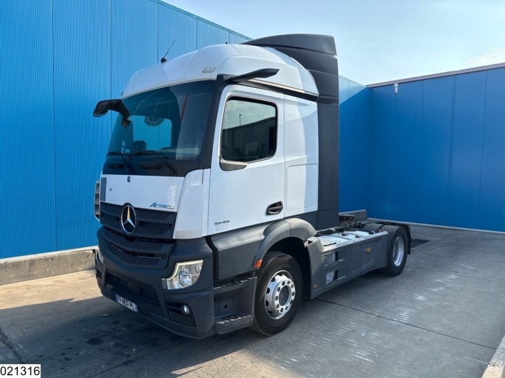 Mercedes Actros 1845