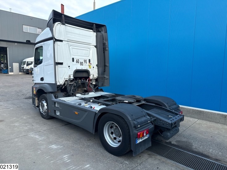 Mercedes Actros 1845