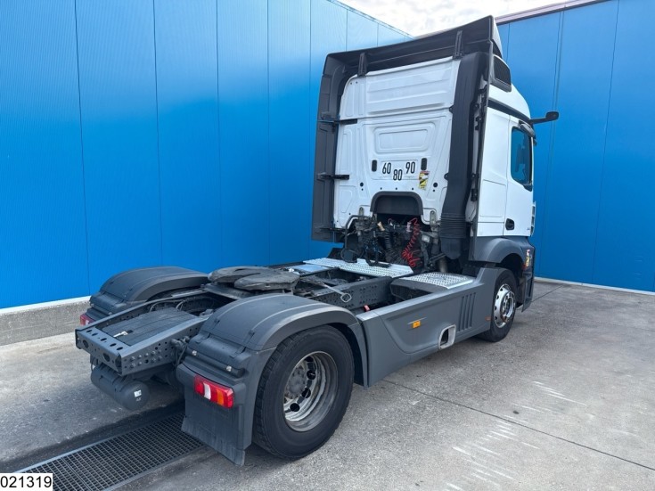 Mercedes Actros 1845