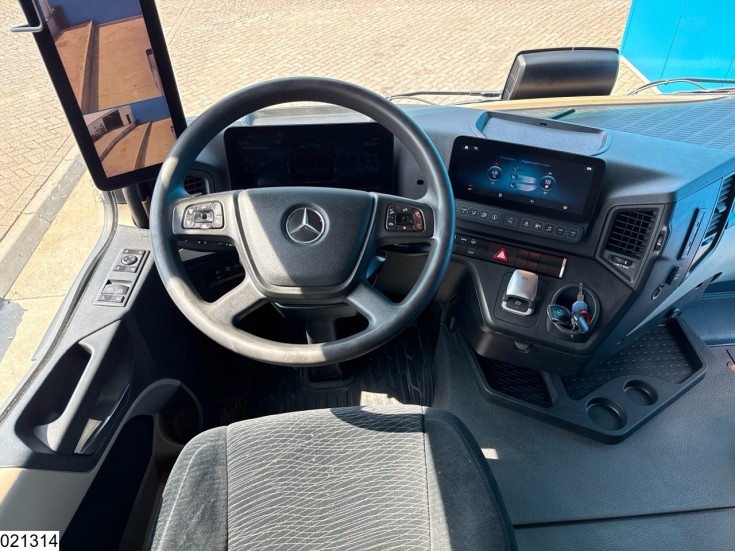Mercedes Actros 1845