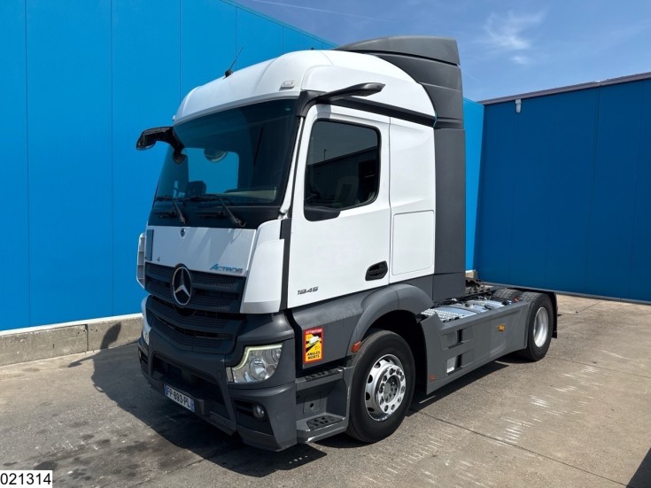 Mercedes Actros 1845