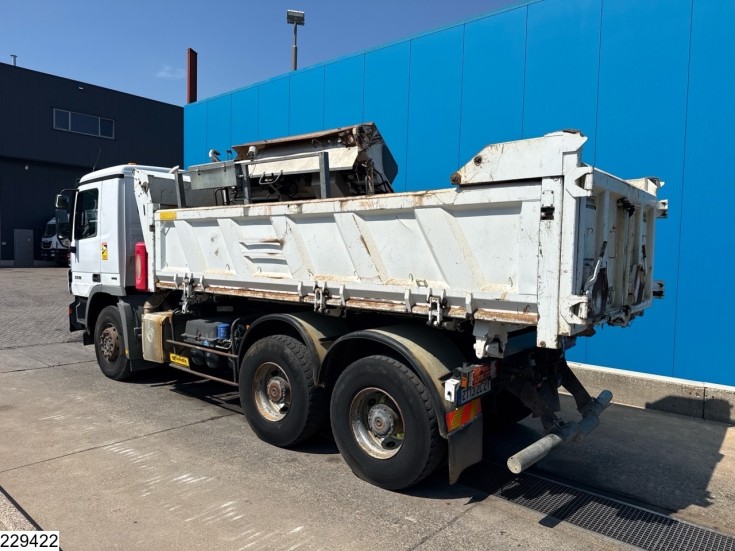 Mercedes Actros 3336