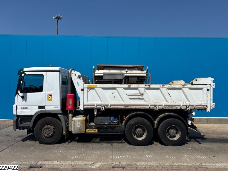 Mercedes Actros 3336