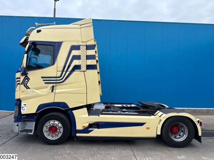 Renault T High 520