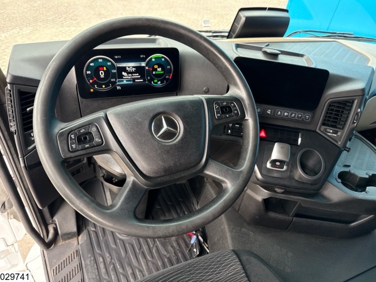 Mercedes Actros 1845