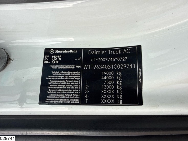 Mercedes Actros 1845